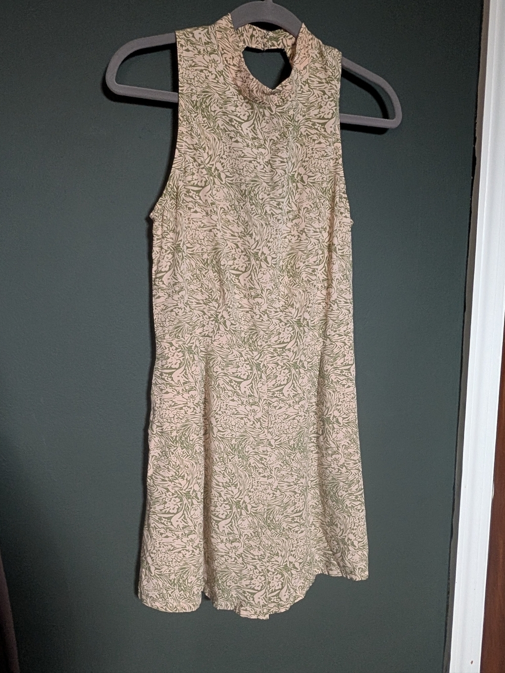 Valija NWT Sleeveless High-Neck Floral A-Line Romper in Beige and Green